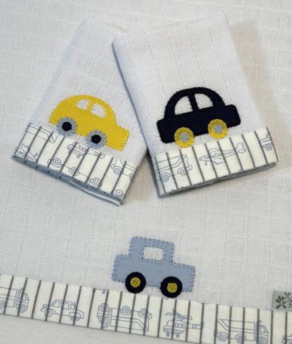 Fraldinhas de Boca com 3 peças Carrinhos