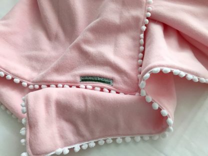 Manta de Soft Rosa com Pompom