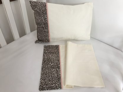 Fronhas estampadas de Oncinha